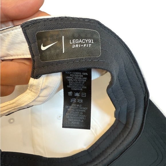 Nike Golf Hat Cap Dri-FIT Adjustable Strapback White Unisex - Picture 6 of 7